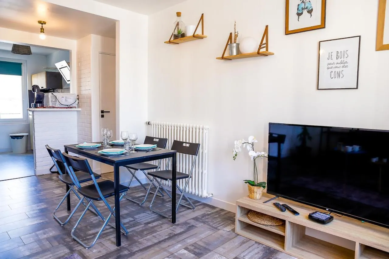 Kailhenn: Joli T3 Cosy, Bien Equipe, Proche Tram Apartment Brest